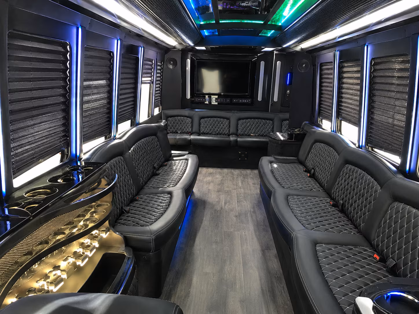 find party buses and minibuses for wine events at mercato in naples