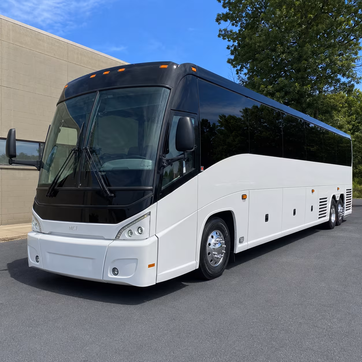 flexible employee shuttle options for bonita springs hospitality and healthcare employers